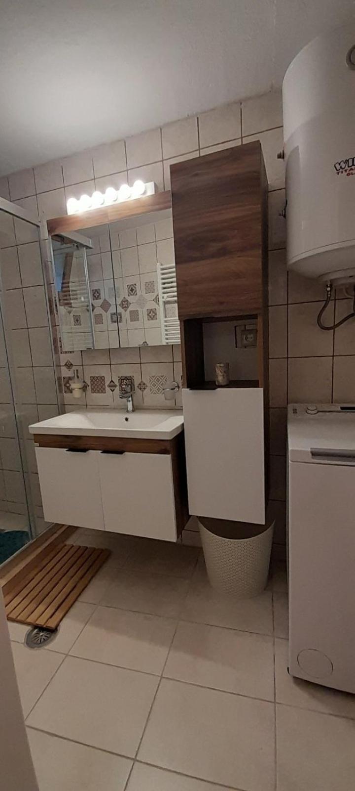 Point Of View 2 Apartment Pramanta Ngoại thất bức ảnh